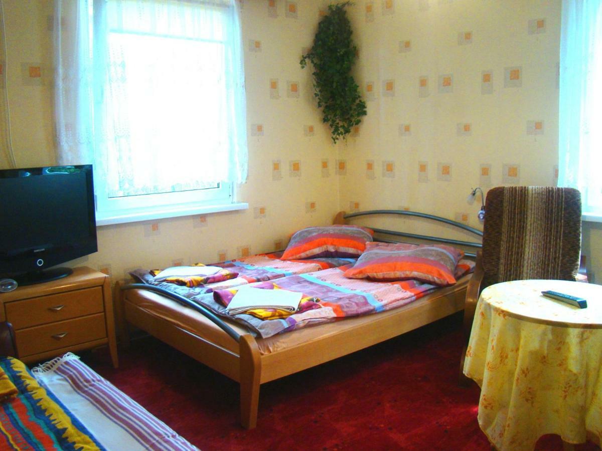 Osrodek Wypoczynkowy Oaza Hotel Kuznica Zbaska Buitenkant foto