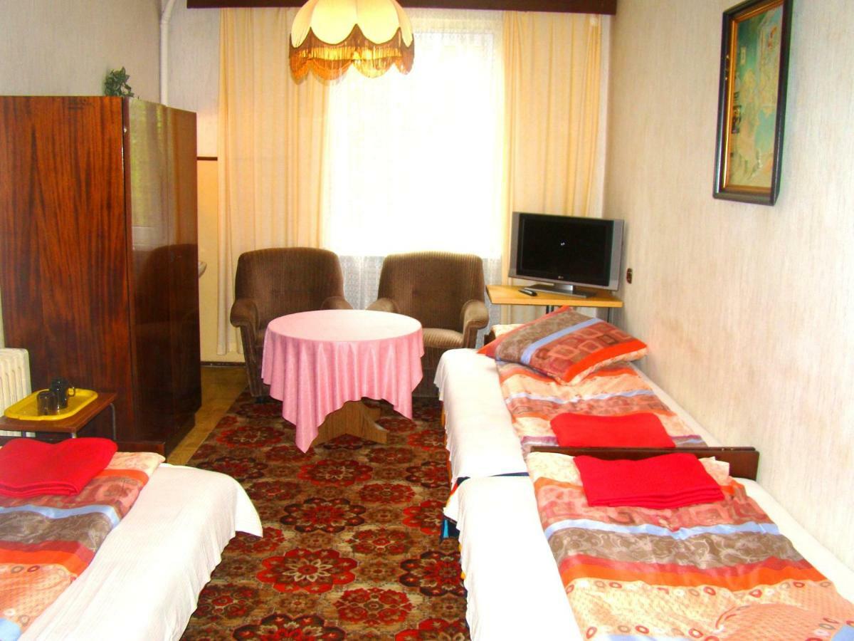 Osrodek Wypoczynkowy Oaza Hotel Kuznica Zbaska Buitenkant foto