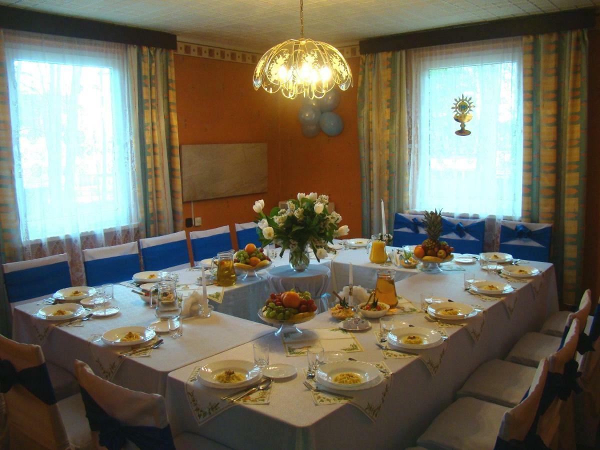 Osrodek Wypoczynkowy Oaza Hotel Kuznica Zbaska Buitenkant foto