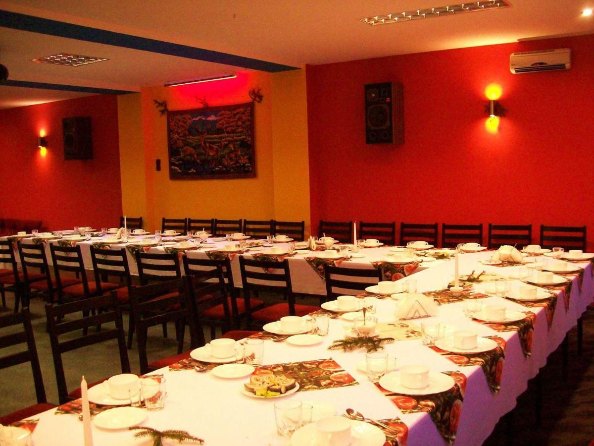 Osrodek Wypoczynkowy Oaza Hotel Kuznica Zbaska Buitenkant foto