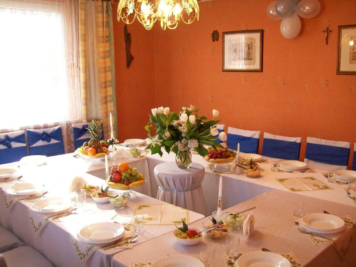 Osrodek Wypoczynkowy Oaza Hotel Kuznica Zbaska Buitenkant foto