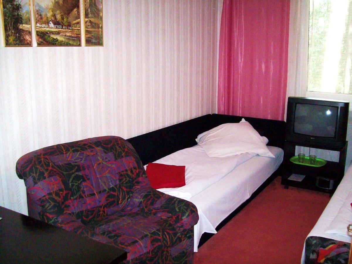 Osrodek Wypoczynkowy Oaza Hotel Kuznica Zbaska Buitenkant foto